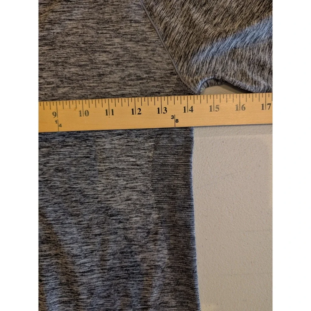 Nike Dri-FIT Knit Running Top Womens Extra Small XS Gray Heather Long Sleeve